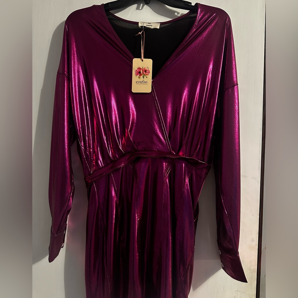 Cute dress!